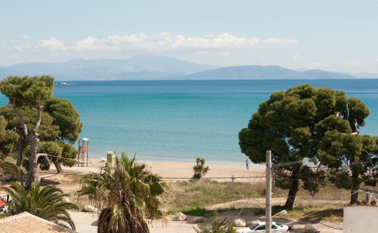 Royal Artemis Beach, Athens, Airport Екстериор снимка