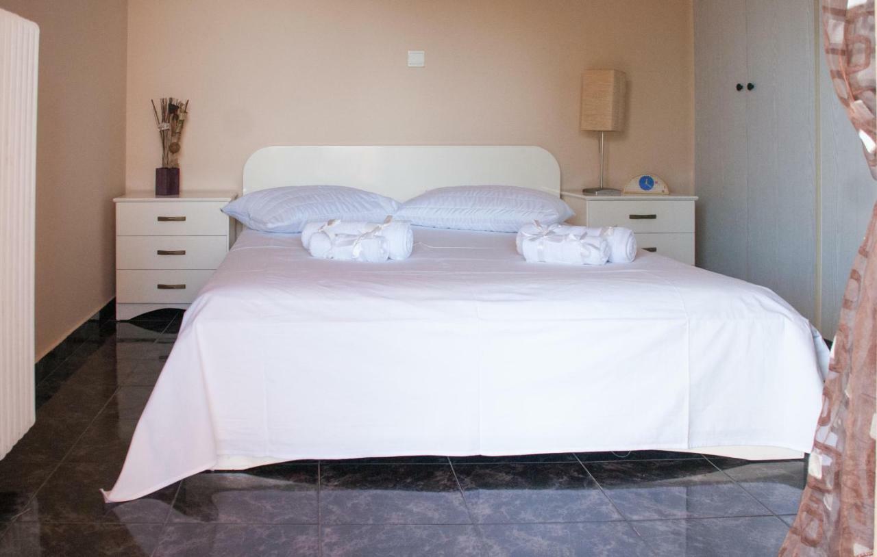 Royal Artemis Beach, Athens, Airport Екстериор снимка